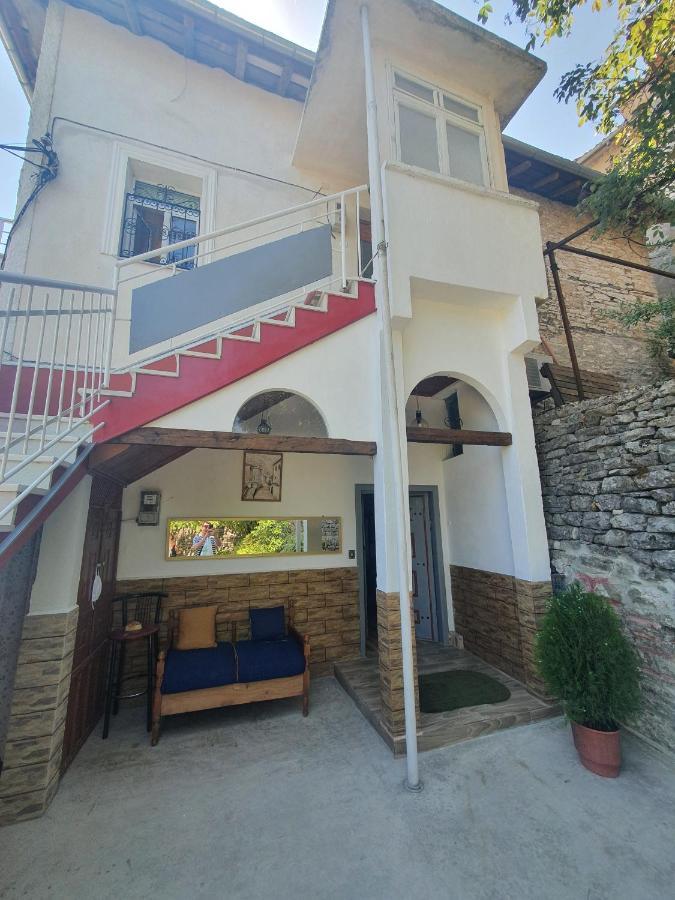 Riva Guest House Gjirokastra Zewnętrze zdjęcie